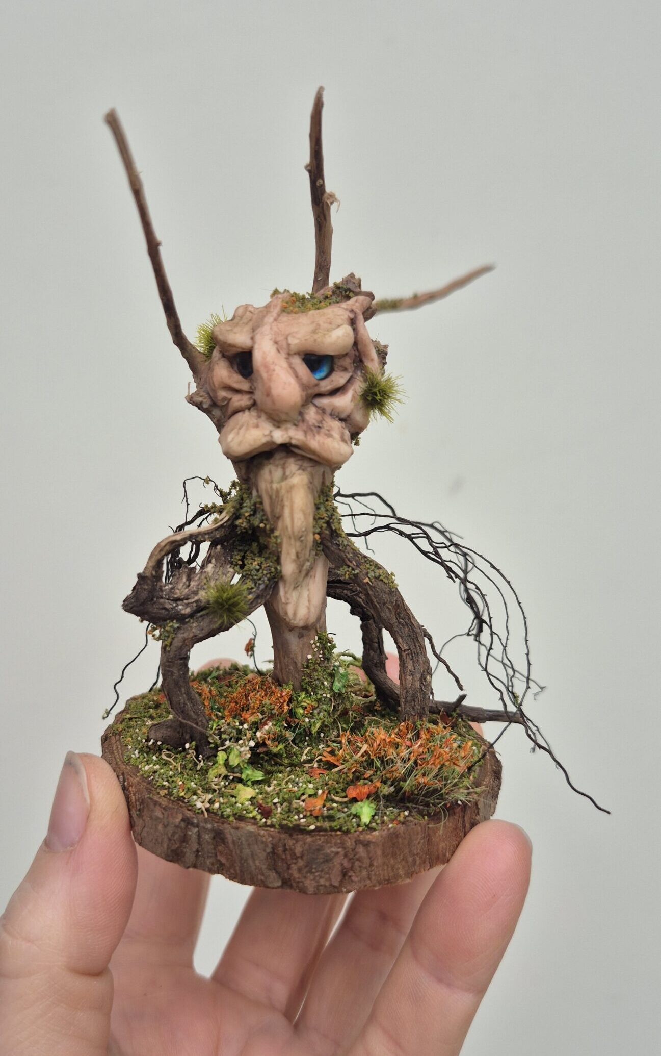 Warden of the Emerald Moss - Image 13