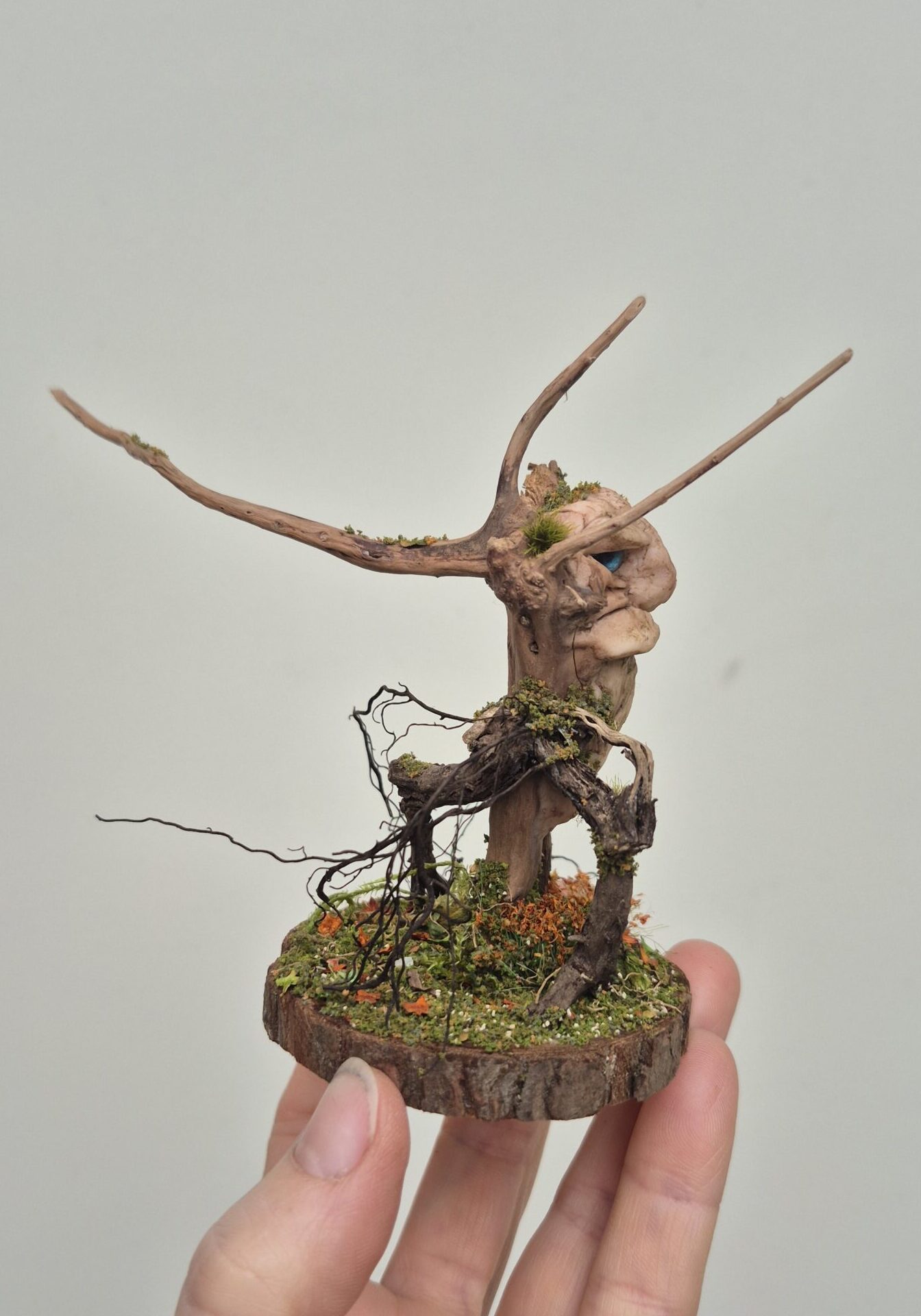 Warden of the Emerald Moss - Image 11