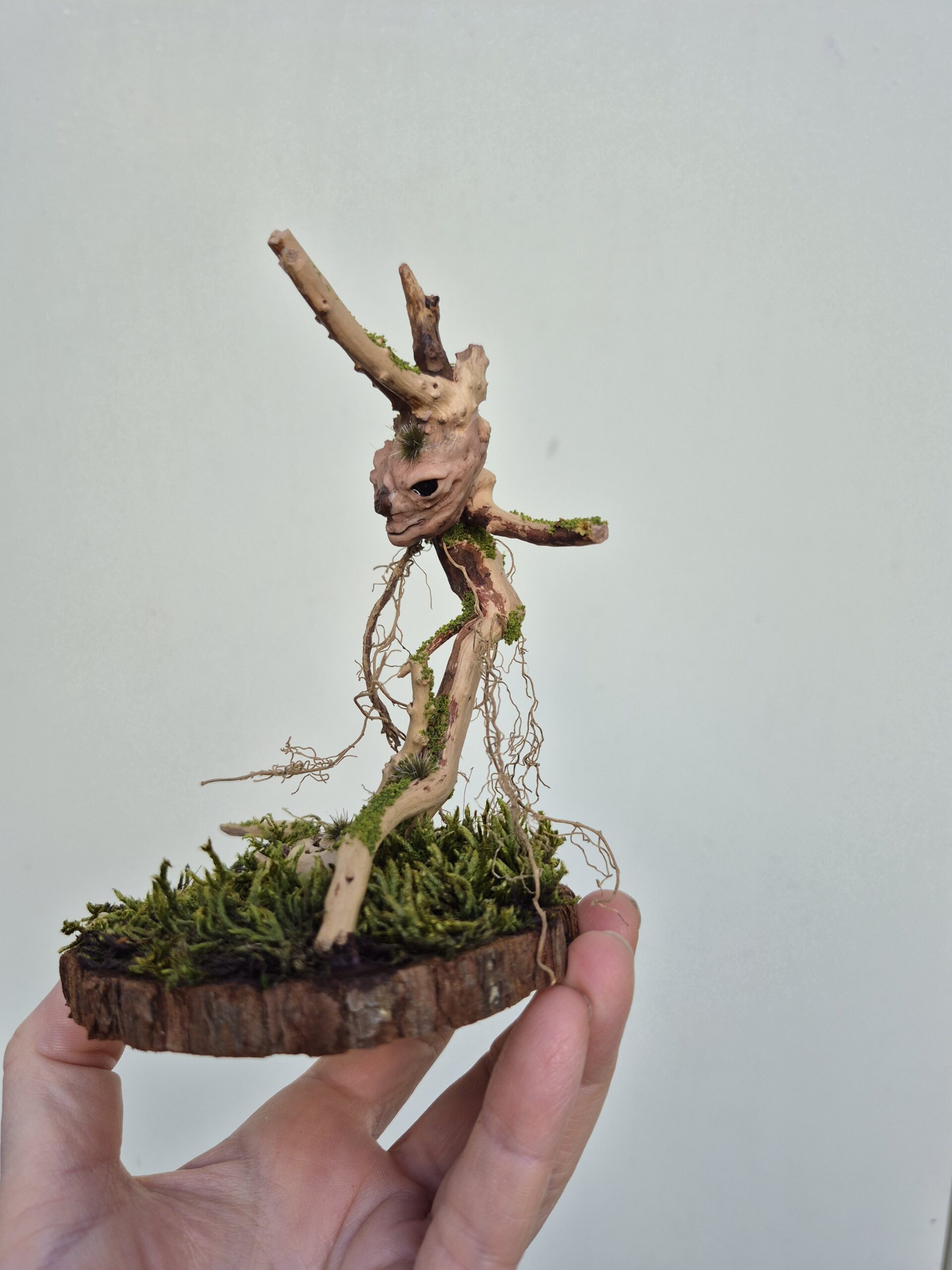Watcher of the Twisted Hollow - Image 4
