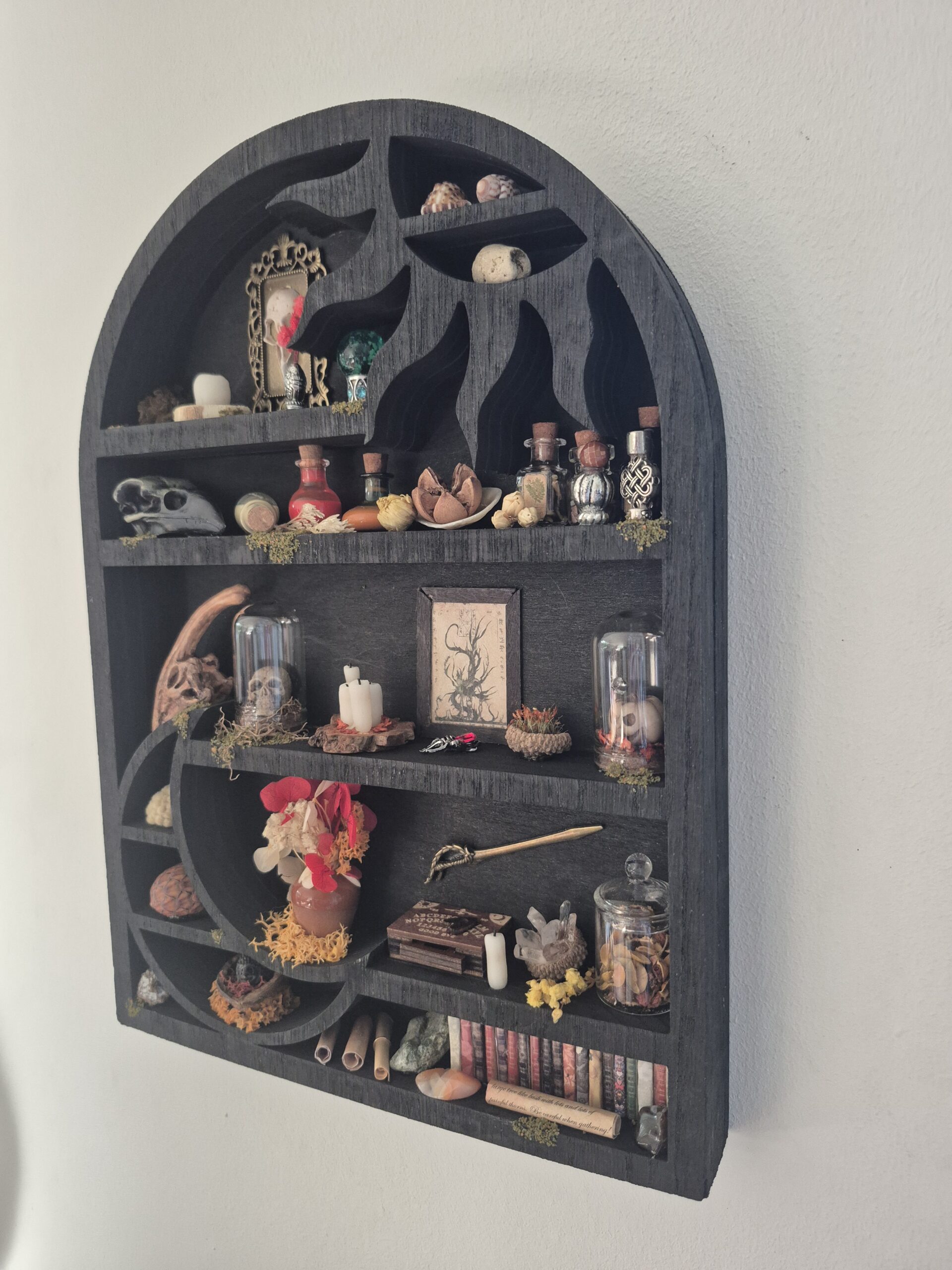 Sinister Witch Shelf - Image 4