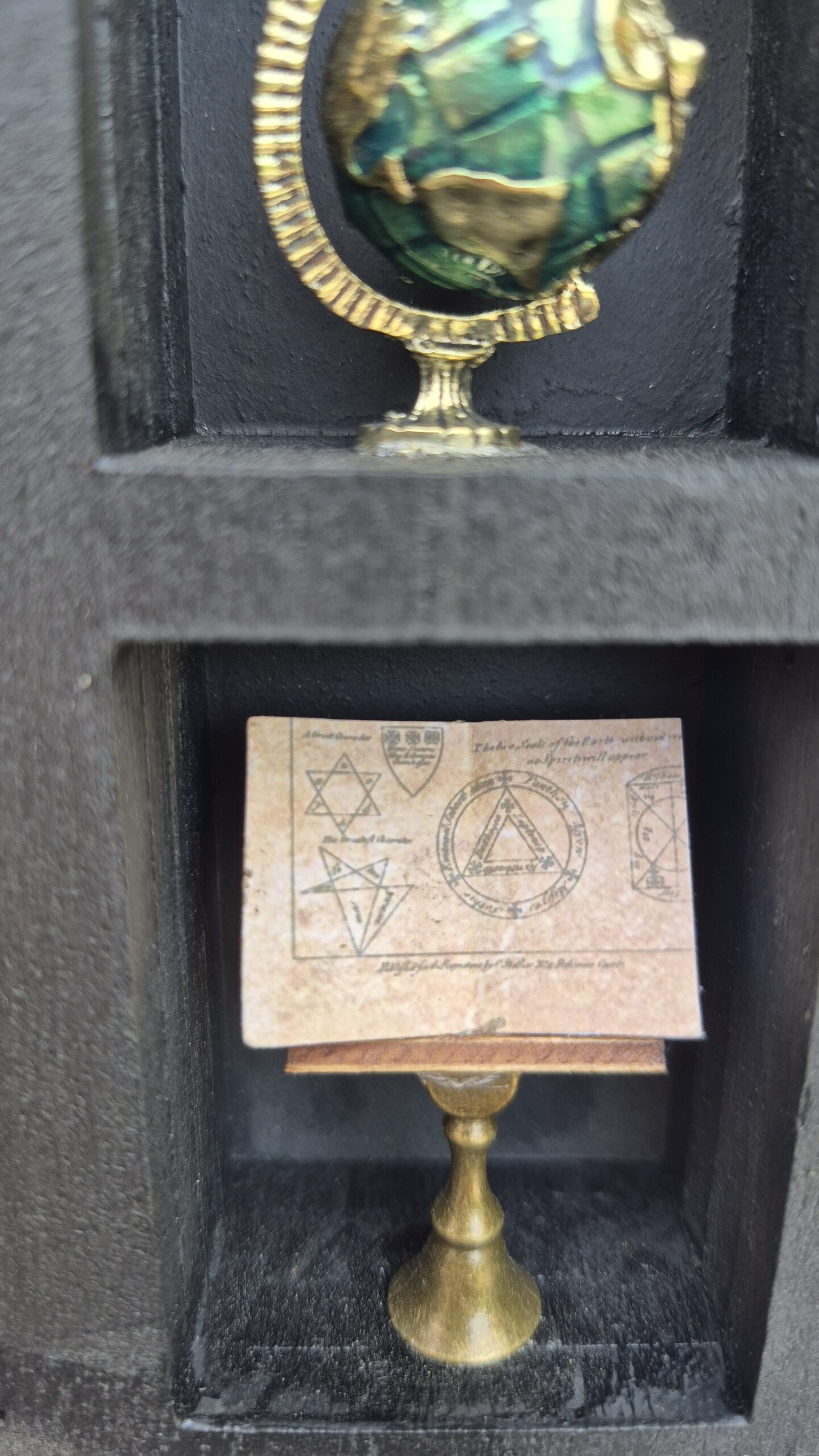 Arcane Curiosity Shelf - Image 11
