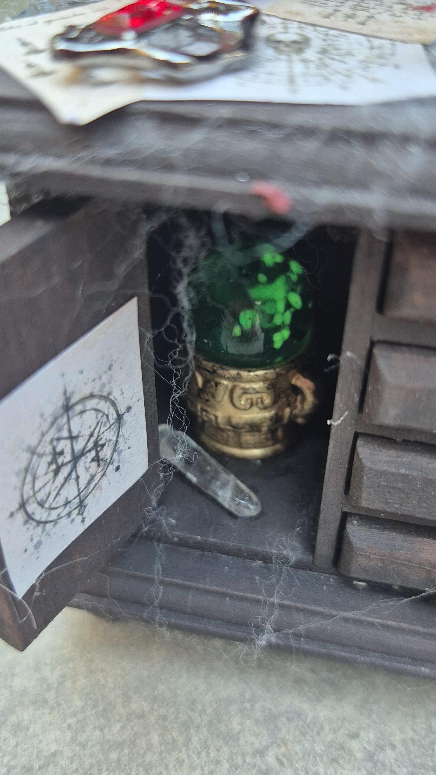 Dark ritual cabinet - Image 11